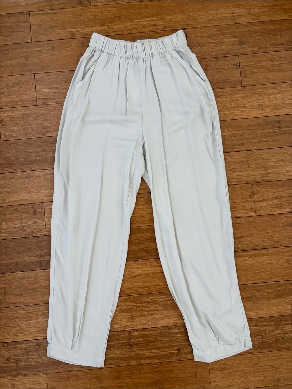 H&M Cream Elastic Waist Tapered Trousers